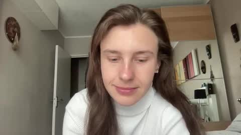 Snapshot of divine_beauty_girl chatting on January 28, 2025, 9:41 am Valerie online show from January 28, 2025, 9:41 am