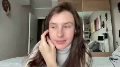 Snapshot of divine_beauty_girl chatting on January 30, 2025, 1:21 pm Valerie online show from January 30, 2025, 1:21 pm