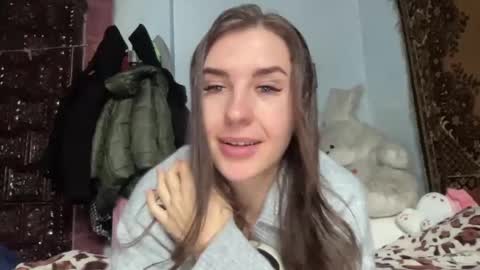 Snapshot of divine_beauty_girl chatting on February 16, 2025, 10:54 am Valerie online show from February 16, 2025, 10:54 am