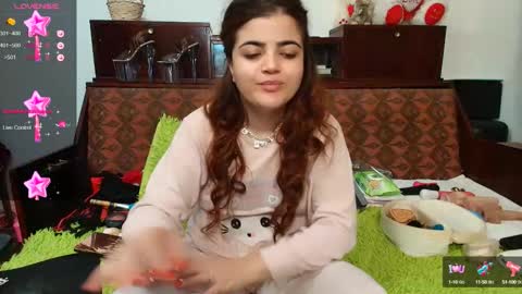 Snapshot of divine_goddess69 chatting on October 16, 2025, 8:43 pm Ana online show from October 16, 2025, 8:43 pm