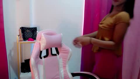 Snapshot of divine_sawanta chatting on December 21, 2025, 8:32 am SAWANTA online show from December 21, 2025, 8:32 am