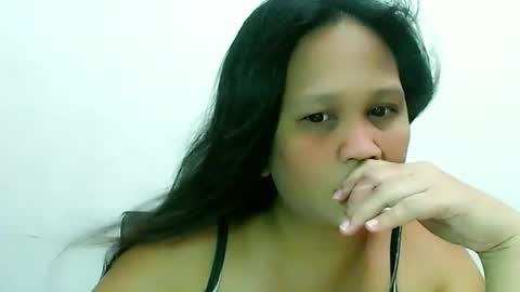 Snapshot of divinegrace10 chatting on January 3, 2025, 2:43 am     Divine Grace Close To Your Hear online show from January 3, 2025, 2:43 am