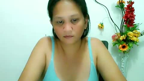 Snapshot of divinegrace10 chatting on February 5, 2025, 2:37 pm     Divine Grace Close To Your Hear online show from February 5, 2025, 2:37 pm