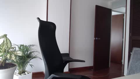 Hera online show from February 25, 2026, 12:37 pm