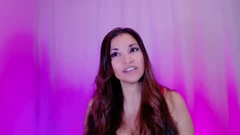 Snapshot of divinelynn chatting on February 2, 2025, 12:13 pm DivineLynn online show from February 2, 2025, 12:13 pm