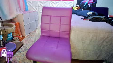 Snapshot of divynejade chatting on December 6, 2024, 5:31 am Jade Divyne online show from December 6, 2024, 5:31 am