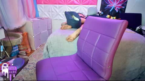 Snapshot of divynejade chatting on December 13, 2024, 9:02 am Jade Divyne online show from December 13, 2024, 9:02 am