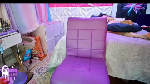 Snapshot of divynejade chatting on December 30, 2024, 10:10 am Jade Divyne online show from December 30, 2024, 10:10 am