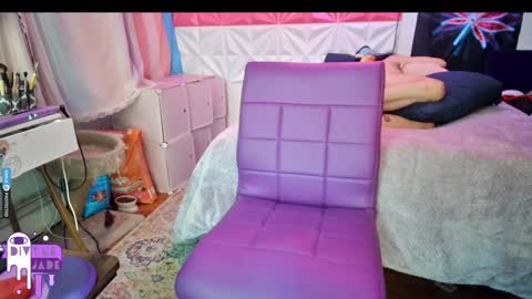 Snapshot of divynejade chatting on December 30, 2024, 1:14 pm Jade Divyne online show from December 30, 2024, 1:14 pm