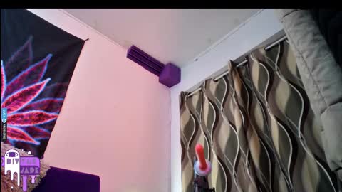 Snapshot of divynejade chatting on February 16, 2025, 11:37 pm Jade Divyne online show from February 16, 2025, 11:37 pm