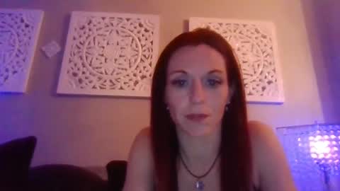 Snapshot of dixieglam chatting on February 19, 2025, 1:17 pm dixieglam online show from February 19, 2025, 1:17 pm