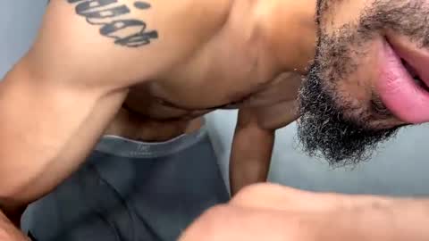 dixkzilla online show from September 15, 2025, 7:14 pm