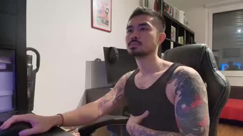 D online show from October 1, 2025, 6:03 pm