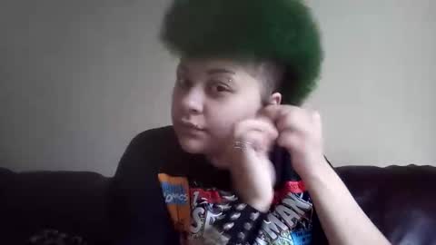 Snapshot of dizzinsweatyy chatting on December 21, 2025, 8:49 pm dizzinsweatyy online show from December 21, 2025, 8:49 pm