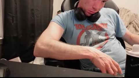 Snapshot of dizzyash chatting on February 14, 2026, 11:34 pm Hansel and Gretle online show from February 14, 2026, 11:34 pm