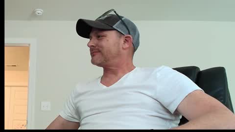 Snapshot of dj_diesel_rat chatting on March 13, 2026, 5:19 pm dj_diesel_rat online show from March 13, 2026, 5:19 pm