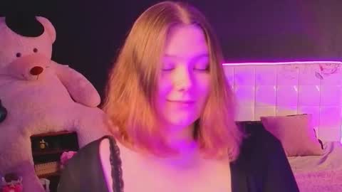 Snapshot of djennapalme chatting on November 26, 2025, 2:18 pm Jenia online show from November 26, 2025, 2:18 pm