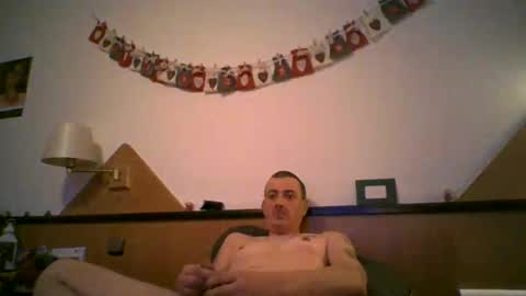 Snapshot of djghostfire chatting on December 19, 2025, 1:45 am djghostfire online show from December 19, 2025, 1:45 am