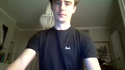 Snapshot of djlaytor chatting on December 18, 2025, 2:39 am DigitJT online show from December 18, 2025, 2:39 am