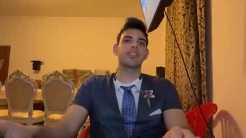 Djonson  online show from December 16, 2025, 5:40 pm