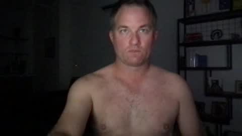 Snapshot of djswpyv chatting on September 10, 2025, 2:22 am TriflinYoBitch online show from September 10, 2025, 2:22 am