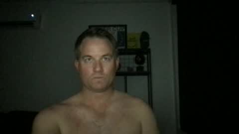 Snapshot of djswpyv chatting on October 1, 2025, 2:17 am TriflinYoBitch online show from October 1, 2025, 2:17 am