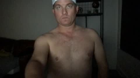 Snapshot of djswpyv chatting on October 4, 2025, 1:36 am TriflinYoBitch online show from October 4, 2025, 1:36 am