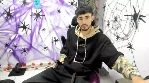 Snapshot of dmitrisanders1 chatting on January 6, 2026, 12:14 am Maybe in pvt online show from January 6, 2026, 12:14 am