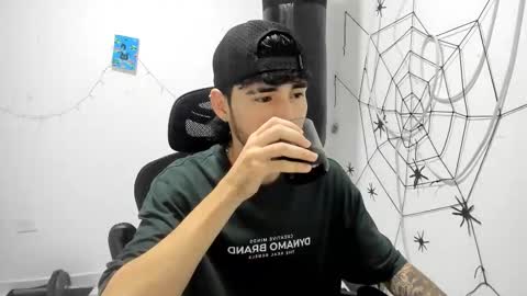 Snapshot of dmitrisanders1 chatting on February 20, 2026, 12:40 am Maybe in pvt online show from February 20, 2026, 12:40 am