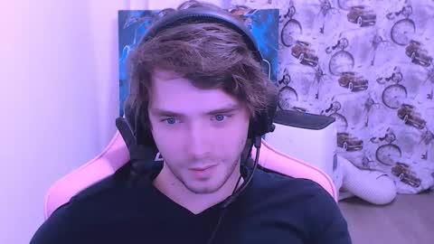 Snapshot of dmitryromanov chatting on November 1, 2025, 12:40 pm Dead A online show from November 1, 2025, 12:40 pm