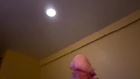 dnice69968127 online show from February 11, 2025, 9:25 pm