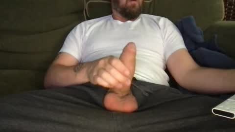 Snapshot of dobbydoob chatting on August 6, 2026, 2:24 am dobbydoob online show from August 6, 2026, 2:24 am
