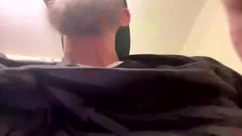 docblovesletters online show from October 27, 2025, 10:19 am