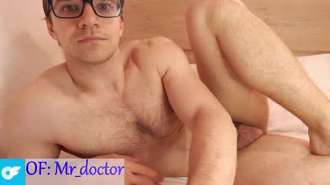 Snapshot of doctors_best_ chatting on May 15, 2026, 11:56 pm doctors best online show from May 15, 2026, 11:56 pm