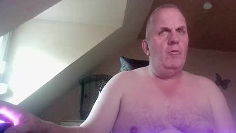 Snapshot of doggy2629 chatting on October 28, 2025, 3:47 pm doggy2629 online show from October 28, 2025, 3:47 pm