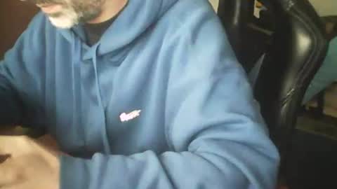 Snapshot of dolcedillei chatting on November 17, 2025, 12:44 pm dolcedillei online show from November 17, 2025, 12:44 pm