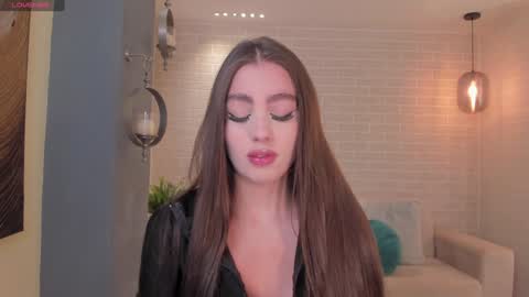 Snapshot of dolcieelliot chatting on February 7, 2025, 11:56 am Dolcie online show from February 7, 2025, 11:56 am