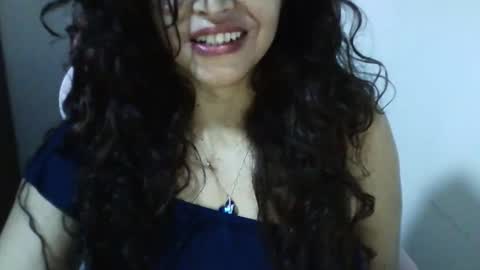 Snapshot of doll78latin chatting on October 19, 2025, 2:29 pm doll78latin online show from October 19, 2025, 2:29 pm