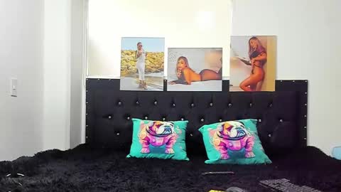 C E L E S T E  online show from February 9, 2025, 6:05 pm