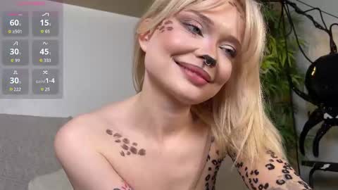 Dorothy Mayfield online show from October 31, 2025, 3:35 pm