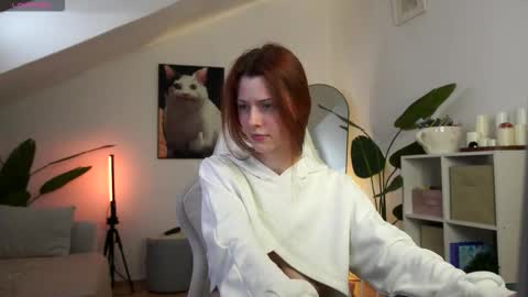 Snapshot of doll_lesli chatting on March 3, 2026, 12:33 pm Your doll Lesli online show from March 3, 2026, 12:33 pm