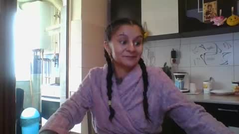 dol online show from February 8, 2025, 9:46 am