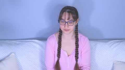 Snapshot of doll_tessa chatting on February 13, 2026, 8:43 am Tessa online show from February 13, 2026, 8:43 am