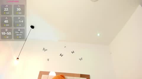 Snapshot of doll_valeria_ chatting on December 15, 2025, 6:23 pm doll_valeria_ online show from December 15, 2025, 6:23 pm