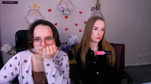 Snapshot of doll_vey chatting on March 1, 2025, 9:18 am doll_vey online show from March 1, 2025, 9:18 am