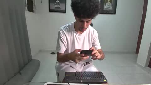 DollarHot30 online show from January 14, 2026, 4:51 am