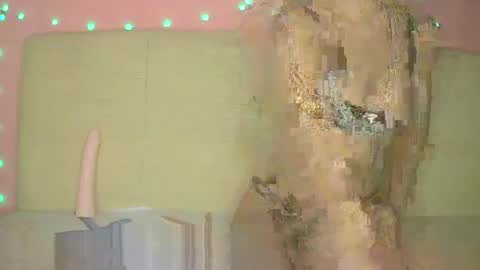 Snapshot of dollepoupee chatting on January 15, 2026, 7:13 am dollepoupee online show from January 15, 2026, 7:13 am