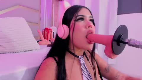 Dollsweety online show from November 29, 2025, 2:14 am