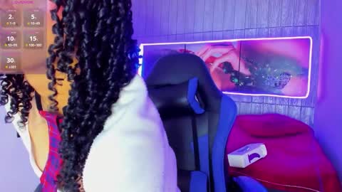 dolly_boob online show from February 7, 2026, 5:11 am