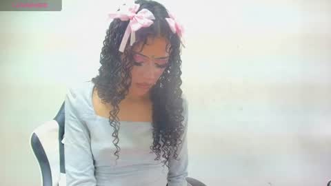 dolly_boob online show from August 5, 2026, 4:59 am